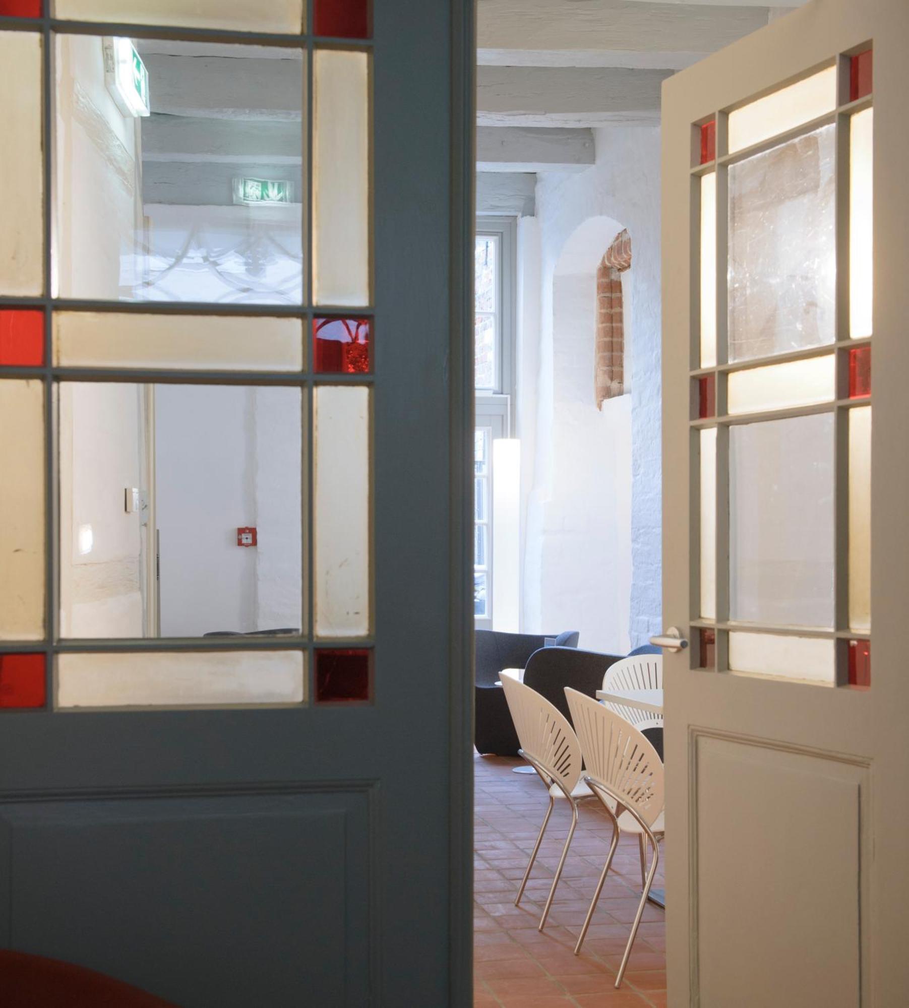 Hotel Einzigartig - Kleine Im Wasserviertel 3*